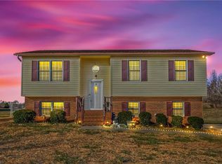 7630 Stonewell Ln, Tobaccoville, NC 27050