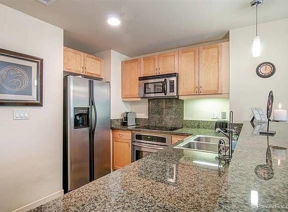 5th image of 1150 J St Unit 303