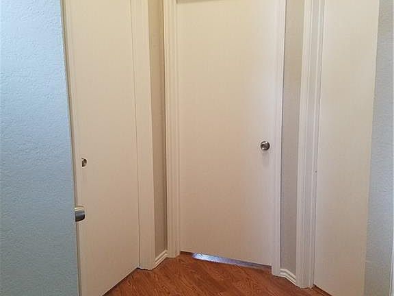 2nd image of 207 Iberis Dr