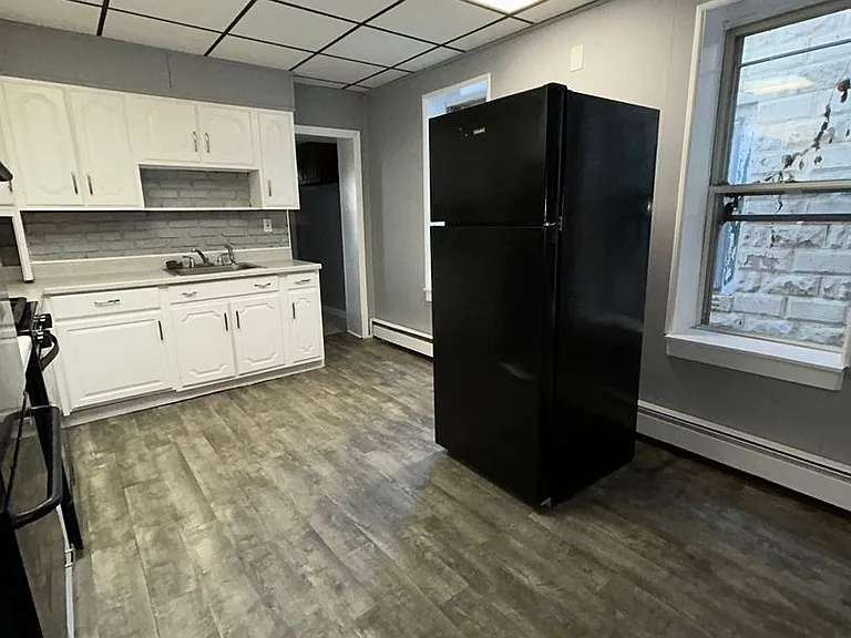 126 Darcy Ave — Photo 5