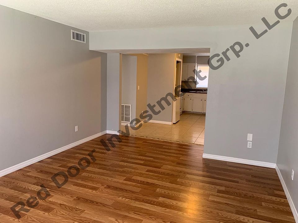 1st image of 318 W Howry Ave APT 1