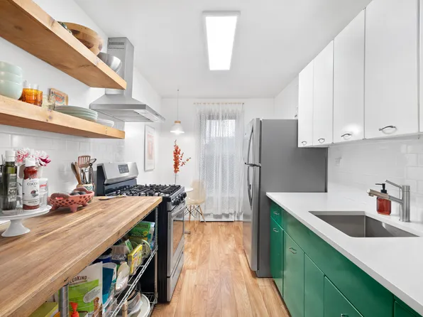 1010 Sherman Avenue image 4 of 8