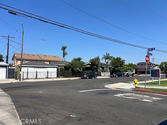 2nd image of 1202 W 90th Pl