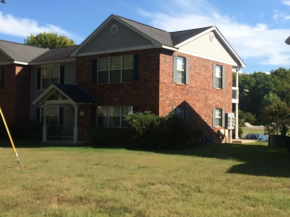 2nd image of 800 W Tahlequah St #800C