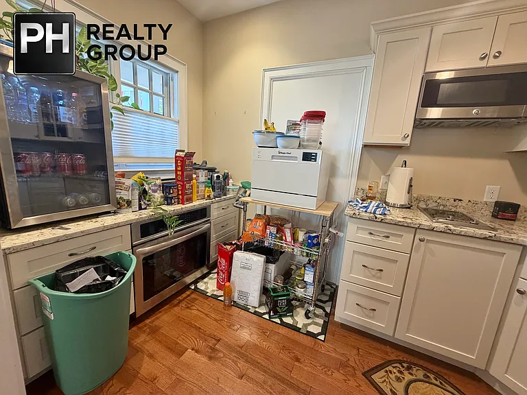 39 Highland Ave #R — Photo 5