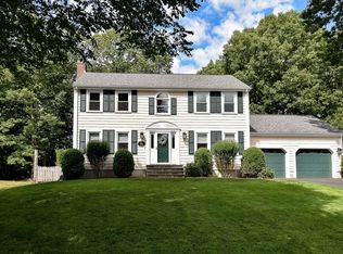 103 Laurelwood Dr, North Attleboro, MA 02760