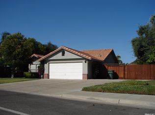 208 Stonewood Dr, Los Banos, CA