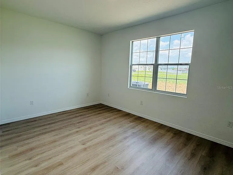 602 Desmoines Ct — Photo 7