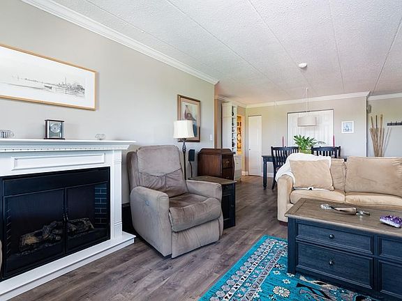 3rd image of 175 Quincy Shore Dr APT B86