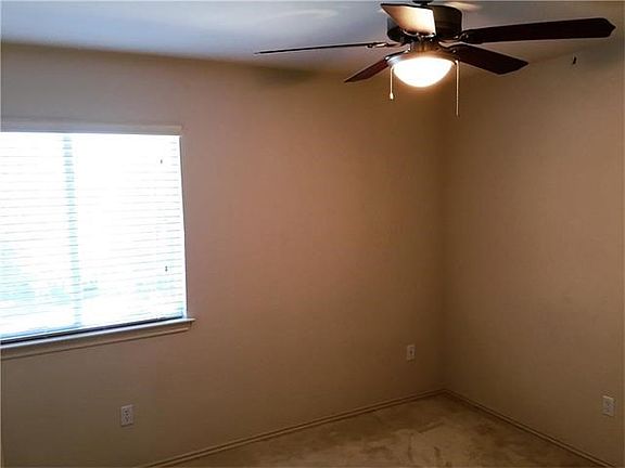 5th image of 2400 Sweet Clover Dr