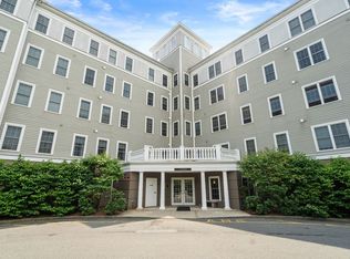 Peabody Crossing, Peabody, MA 01960