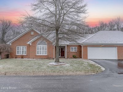 9705 McNeely Lake Dr, Louisville, KY, 40229