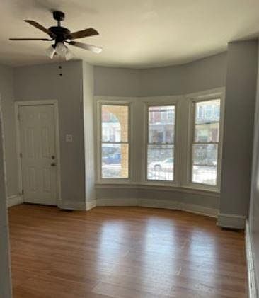 2nd image of 5219 Spruce St Floor 1