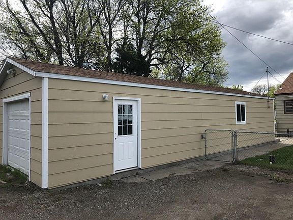 5th image of 837 Broadwater Ave