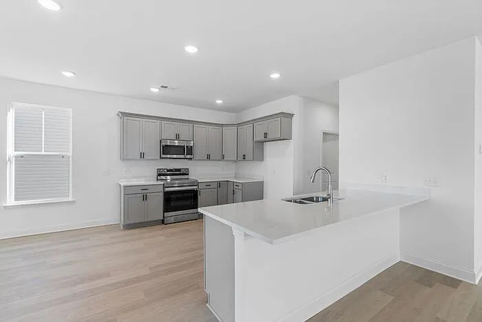 8973 James Creek Dr — Photo 17
