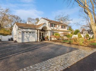 203 E 20th St, Huntington Station, NY 11746