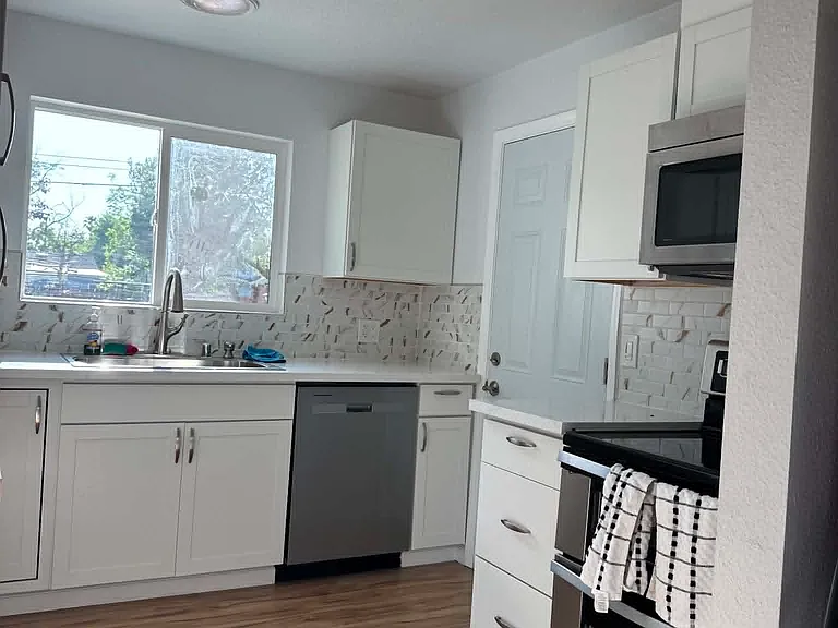 2931 Wright St — Photo 21
