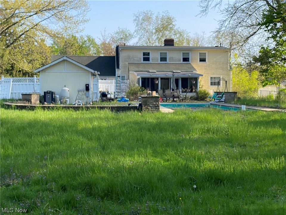 5203 Ridgebury Blvd, Lyndhurst, OH 44124 Zillow