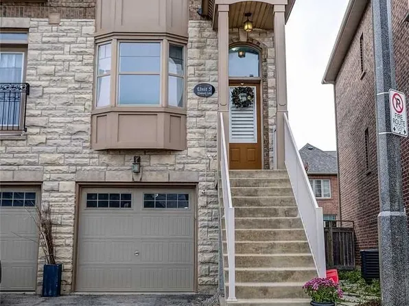 2410 Woodstock Trl #9, Oakville, ON L6M 0L3