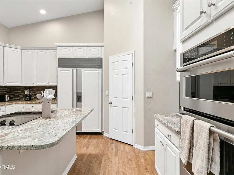 8611 W Foothill Dr — Photo 21