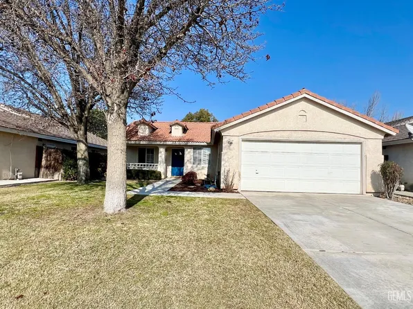 8808 Starfish Dr, Bakersfield, CA 93312