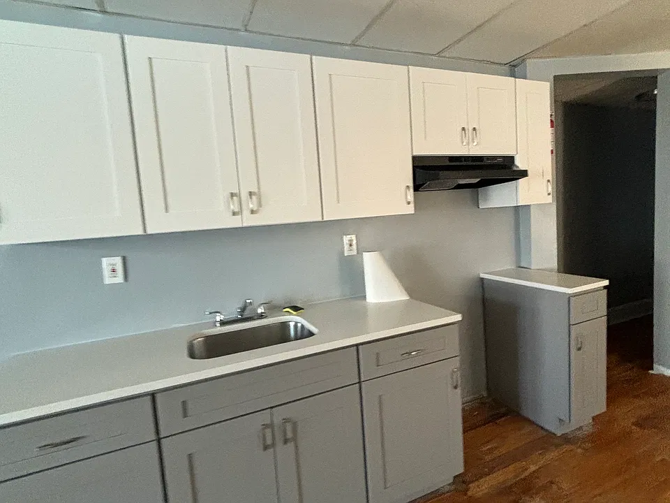 84 2nd St #4