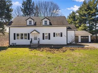 5869 Broadway St, Lancaster, NY 14086
