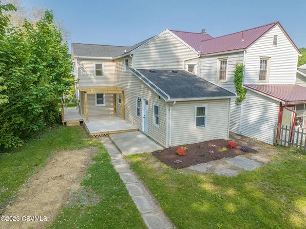 1006 Upper Mulberry St, Danville, PA 17821