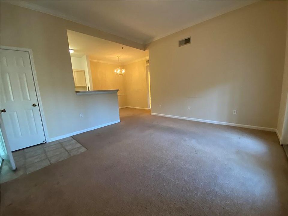 2nd image of 1704 Frederica Rd APT 333