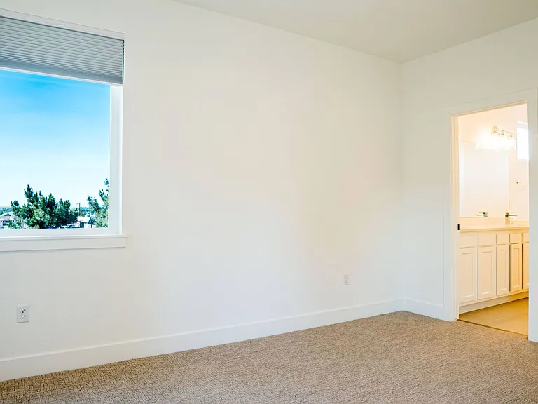 150 Rothrock Pl — Photo 37