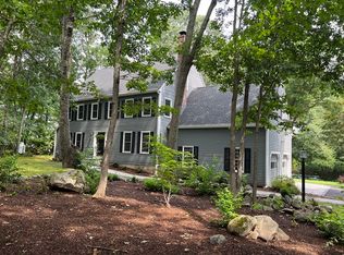 8 Cedar Farms Rd, Medway, MA 02053