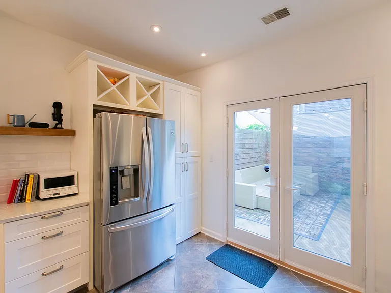 2207 Kimball St — Photo 11