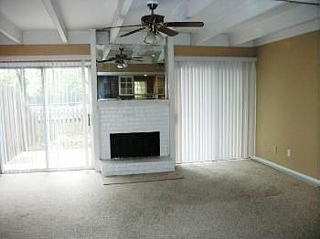2nd image of 265 NE Bayview Dr