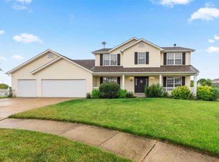101 Niagra Ct, Wentzville, MO