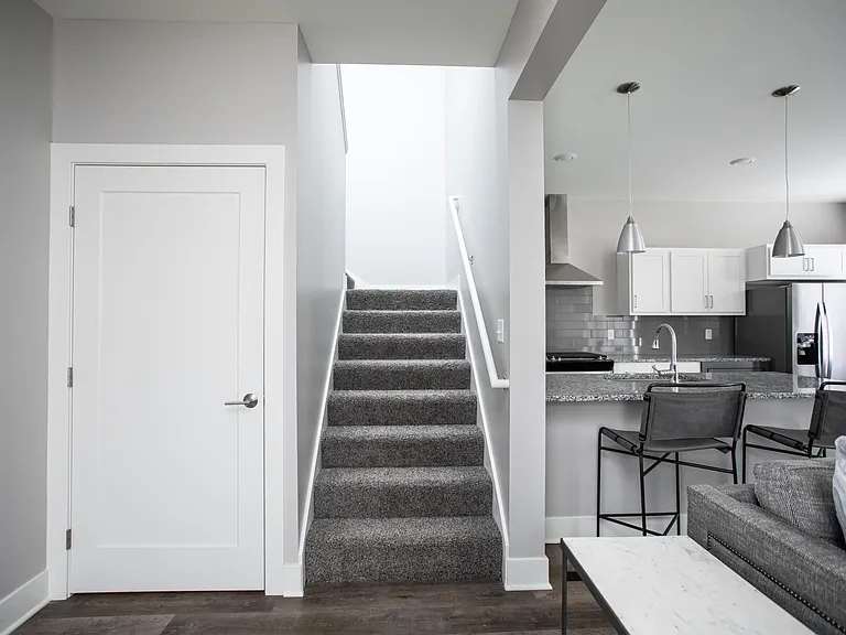 Evergreen Townhomes — Photo 15