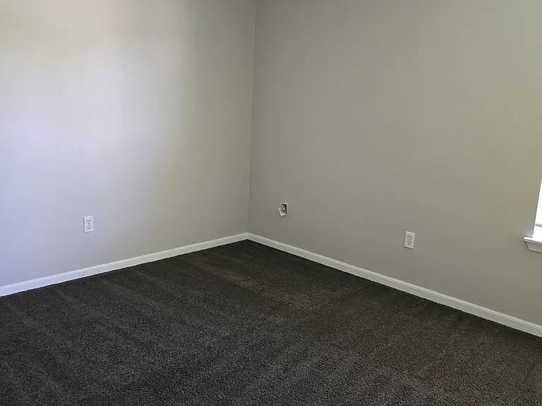 1505 Greensboro Dr — Photo 25