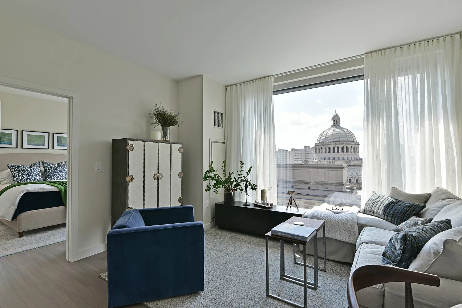 30 Dalton — Photo 1