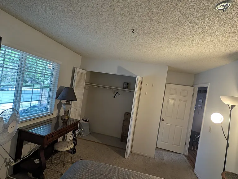592 S Everett Ct — Photo 7