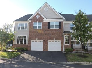 2455 Canterbury Ln, North Brunswick, NJ 08902