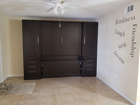 3rd image of 17117 Gulf Blvd APT 130
