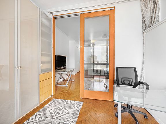 3rd image of 530 E 76th St APT 12F