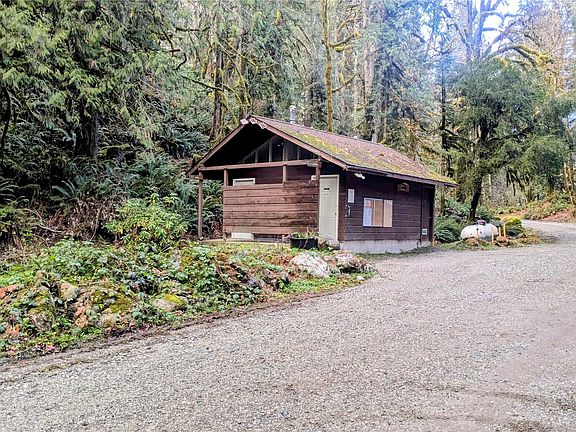 5th image of 63323 W Cascade Way #D3-19