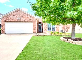 3840 Confidence Dr, Fort Worth, TX 76244