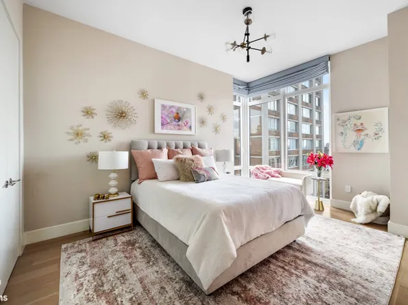 1355 1st Avenue image 9 of 15