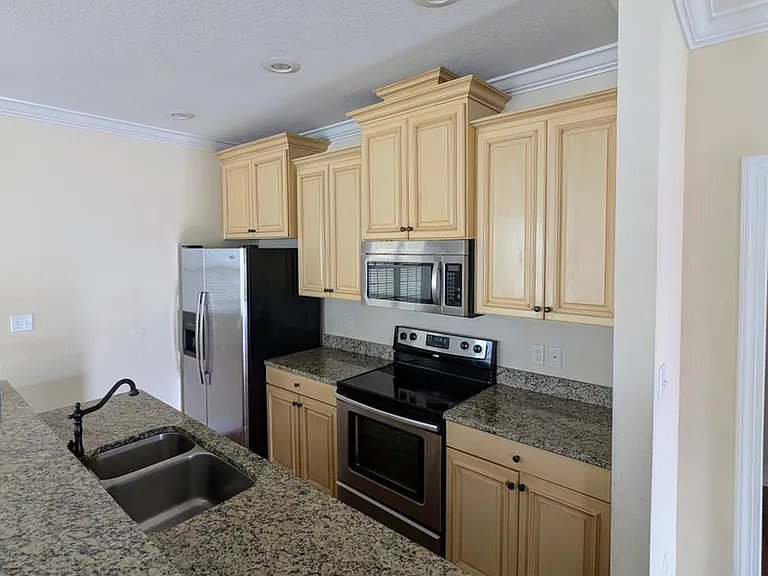 2522 Manassas Way — Photo 6