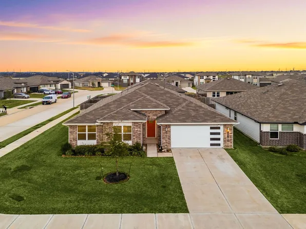 1803 Rolling Hill Ln, Rosenberg, TX 77469