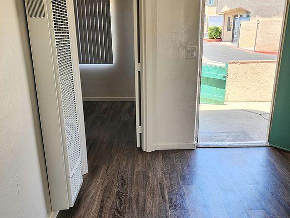4th image of 2313-19 E Beyer Blvd #13-08