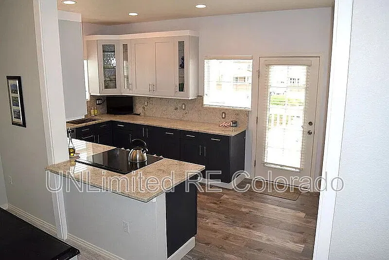 2 bed, 1662 sqft, $2,600 — Photo 4