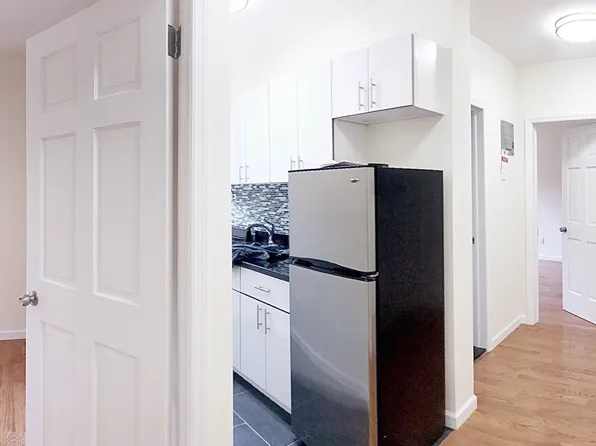 338 East 15th Street image 1 of 12