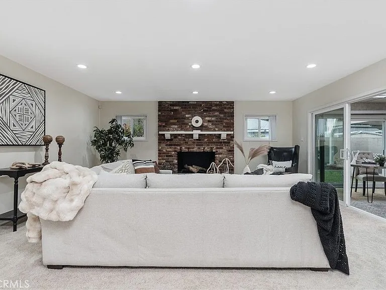 6136 E Rosebay St — Photo 12